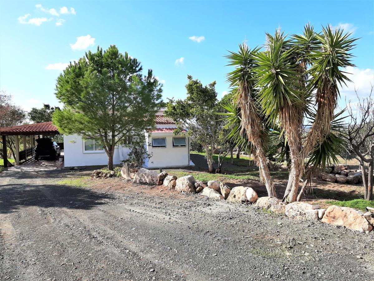 Villa Gavriel - Peyia Villa With Breathtaking Sea View, Peyia Villa With Private Pool, Secluded, Huge Outdoor Space, Mountain Views מראה חיצוני תמונה