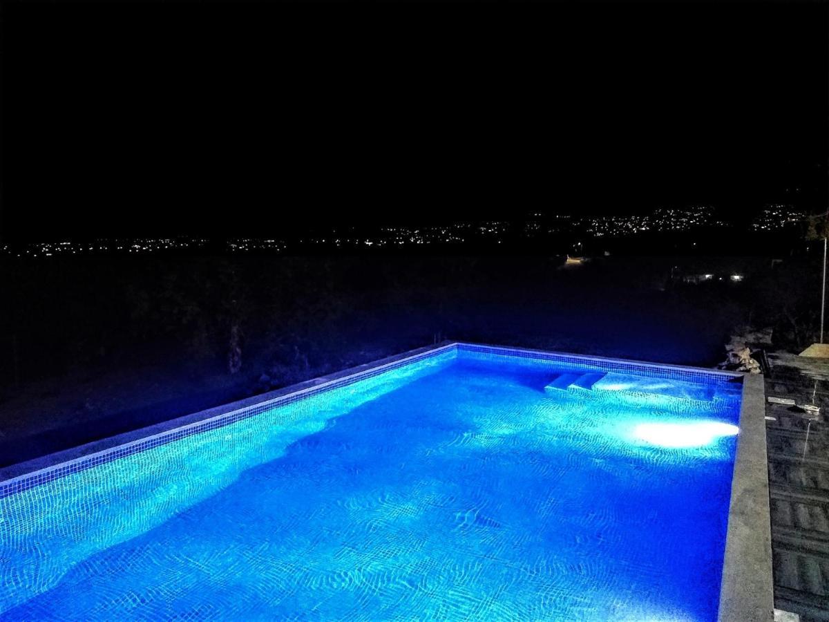 Villa Gavriel - Peyia Villa With Breathtaking Sea View, Peyia Villa With Private Pool, Secluded, Huge Outdoor Space, Mountain Views מראה חיצוני תמונה